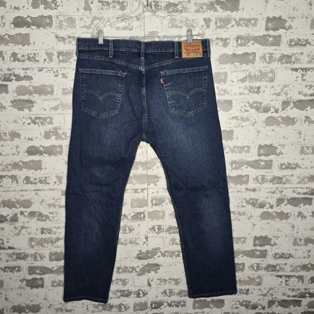 Levis 505 Jeans Mens 40x30 Medium Blue Wash Denim Straight Leg Zip Fly‎